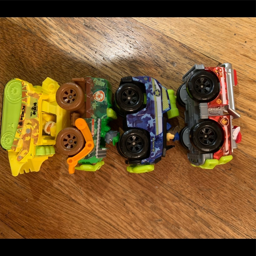 Paw patrol true metal jungle vehicles